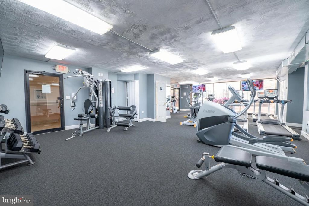 Image 28 of property listing at 1836 METZEROTT RD #1720, Hyattsville, MD 20783