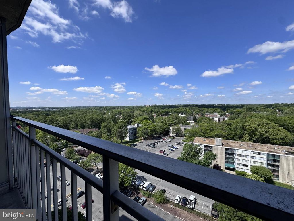 Image 30 of property listing at 1836 METZEROTT RD #1720, Hyattsville, MD 20783
