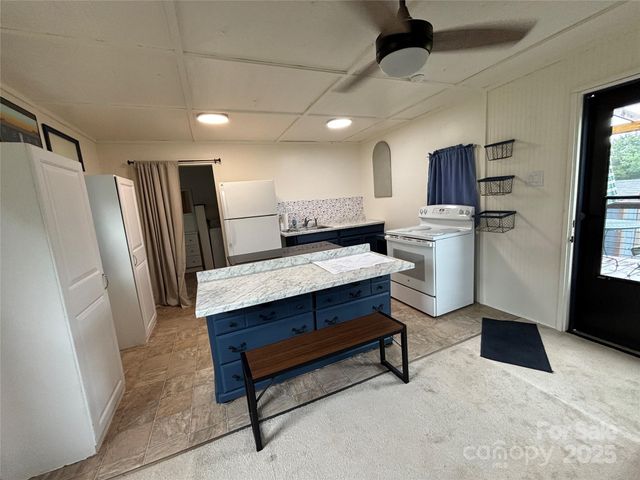 490 County Line Road, Stony Point, NC 28678