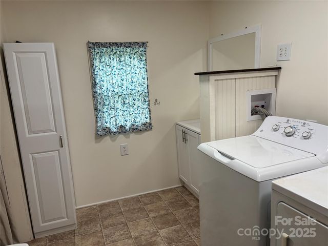 490 County Line Road, Stony Point, NC 28678