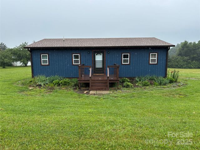 490 County Line Road, Stony Point, NC 28678