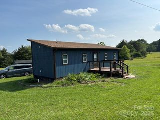 490 County Line Road, Stony Point, NC 28678