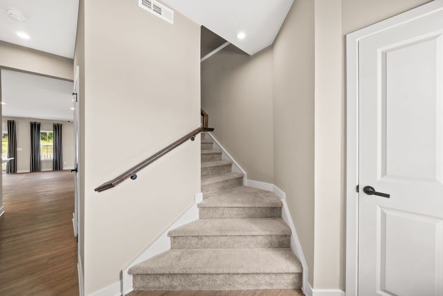 1000 Mountain View Dr, Thompsons Station, TN 37179