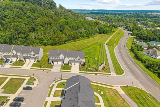 1000 Mountain View Dr, Thompsons Station, TN 37179