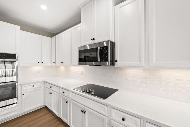 1000 Mountain View Dr, Thompsons Station, TN 37179