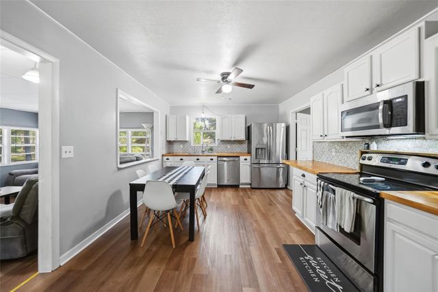 2403 SE POINTER AVENUE, Arcadia, FL 34266