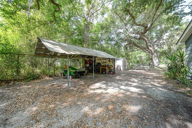 2403 SE POINTER AVENUE, Arcadia, FL 34266
