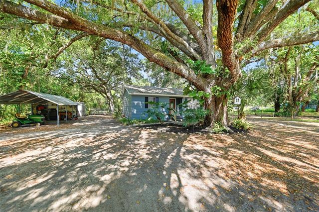 2403 SE POINTER AVENUE, Arcadia, FL 34266