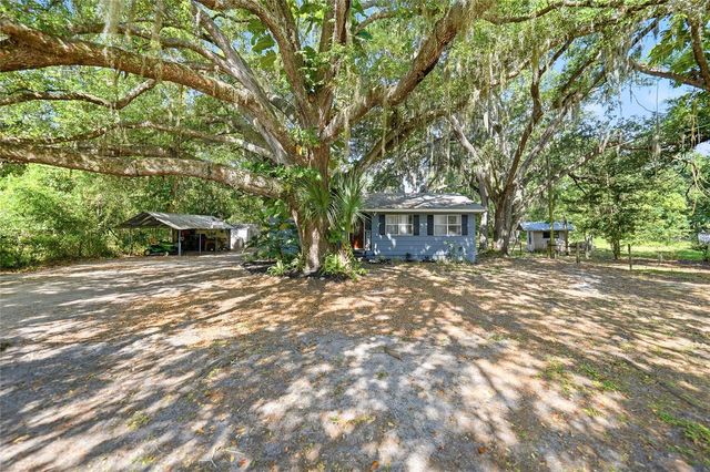 2403 SE POINTER AVENUE, Arcadia, FL 34266