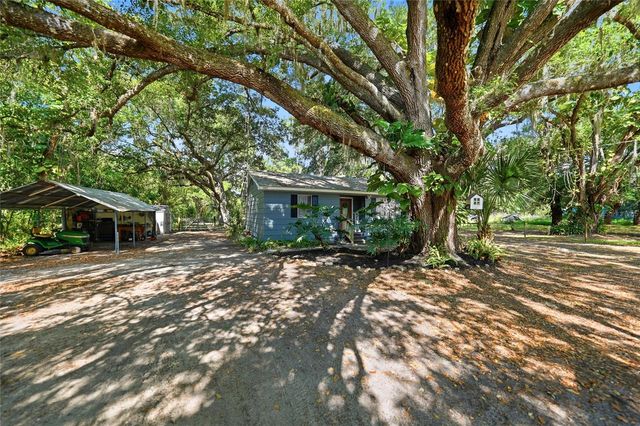 2403 SE POINTER AVENUE, Arcadia, FL 34266