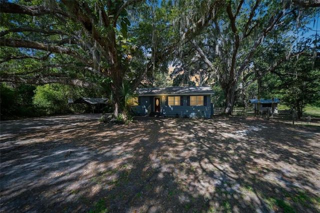 2403 SE POINTER AVENUE, Arcadia, FL 34266