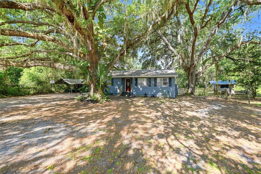 2403 SE POINTER AVENUE, Arcadia, FL 34266
