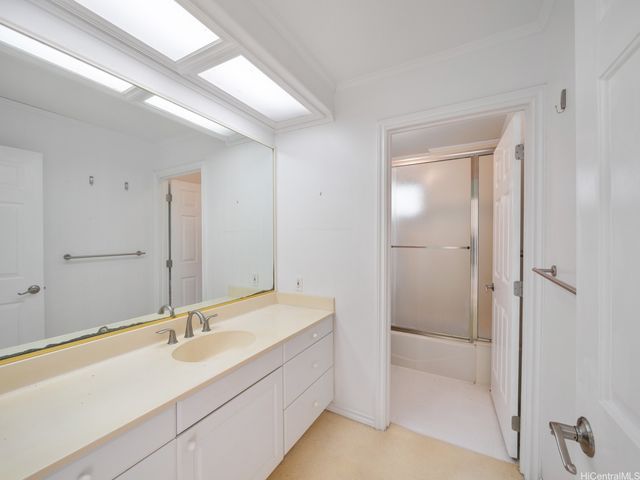 830 Ikena Circle, Honolulu, HI 96821