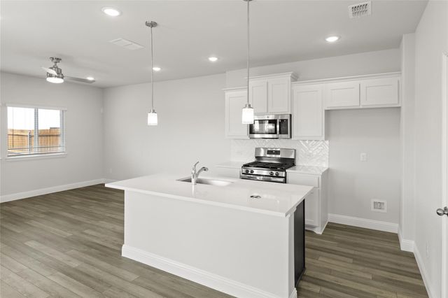 1060 Happy Holly Road, Lavon, TX 75166