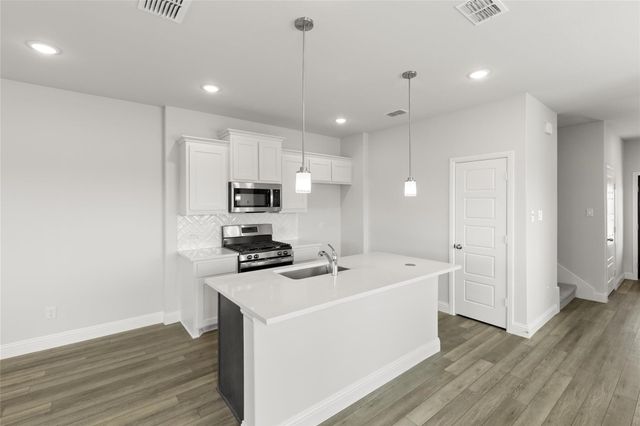 1060 Happy Holly Road, Lavon, TX 75166