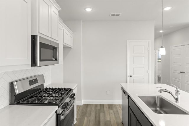 1060 Happy Holly Road, Lavon, TX 75166