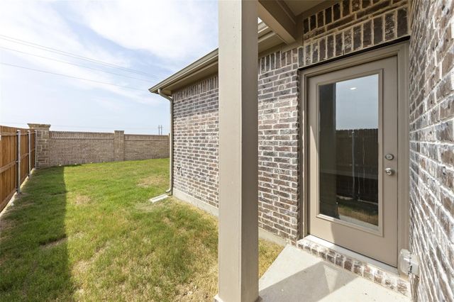 1060 Happy Holly Road, Lavon, TX 75166