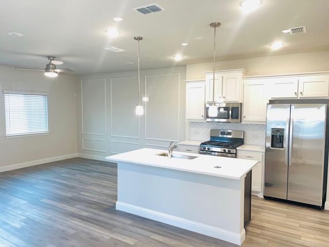 1060 Happy Holly Road, Lavon, TX 75166