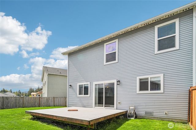 5449 Emerald Court, Mount Vernon, WA 98273