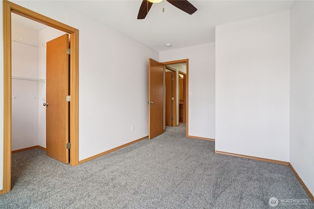 5449 Emerald Court, Mount Vernon, WA 98273