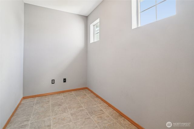 5449 Emerald Court, Mount Vernon, WA 98273