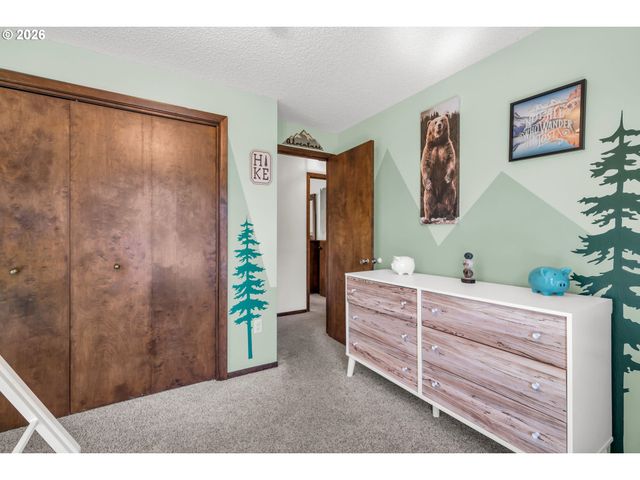 704 Ne HUGHES Rd, Washougal, WA 98671