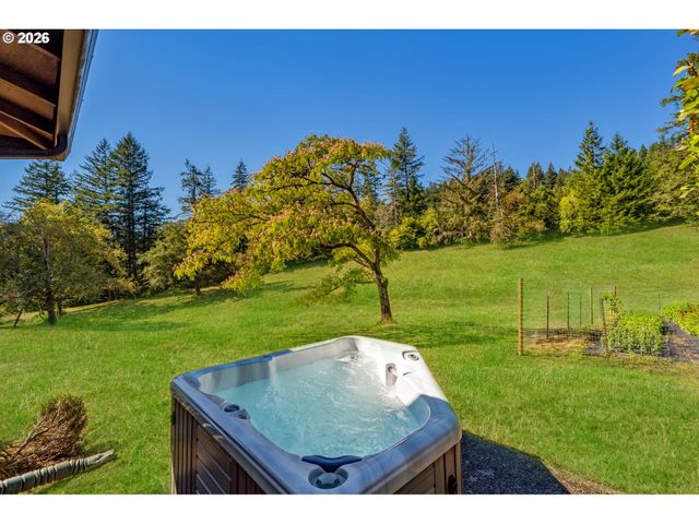 704 Ne HUGHES Rd, Washougal, WA 98671