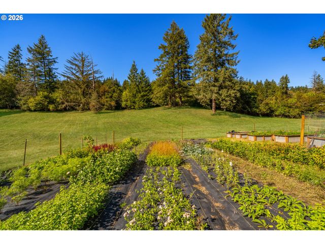 704 Ne HUGHES Rd, Washougal, WA 98671