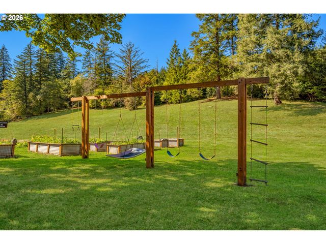 704 Ne HUGHES Rd, Washougal, WA 98671