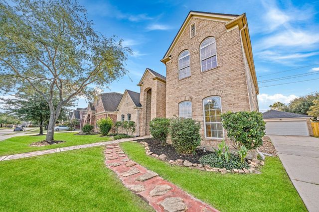 14511 Middle Bluff Trail, Cypress, TX 77429