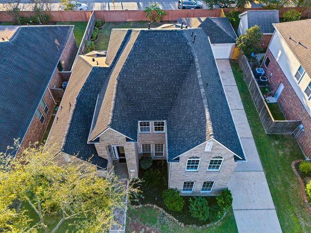 14511 Middle Bluff Trail, Cypress, TX 77429