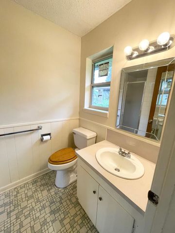 114 Briar Lane, Crockett, TX 75835