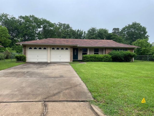 114 Briar Lane, Crockett, TX 75835