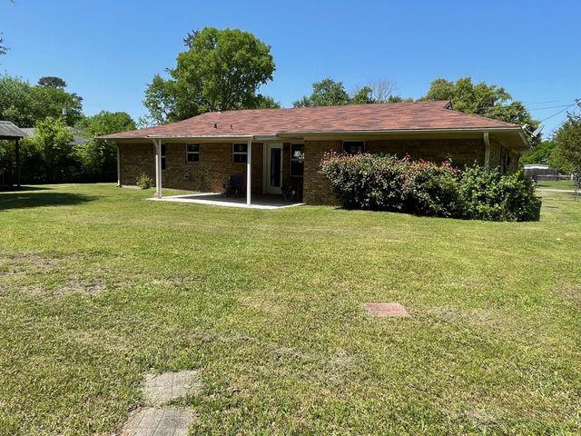 114 Briar Lane, Crockett, TX 75835