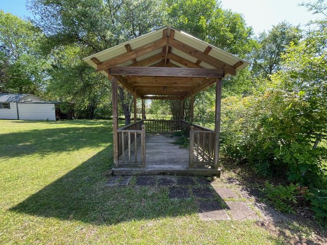 114 Briar Lane, Crockett, TX 75835