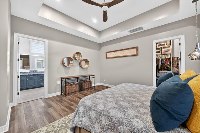 1058 Redfish Street, Bayou Vista, TX 77563