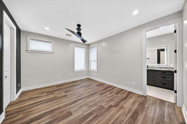 1058 Redfish Street, Bayou Vista, TX 77563