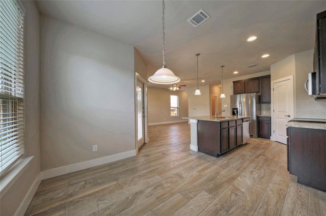 508 High Tech DR B, Georgetown, TX 78626