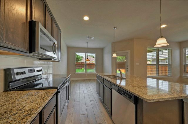 508 High Tech DR B, Georgetown, TX 78626