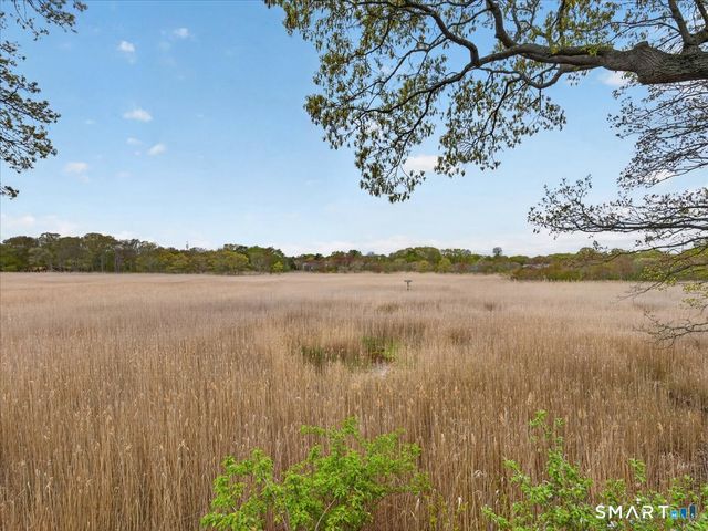 48 Groveway, Clinton, CT 06413