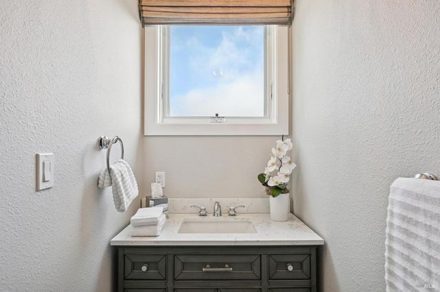 4188 Saint Helena Hwy, Calistoga, CA 94515