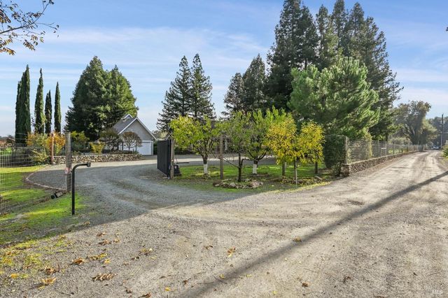 4188 Saint Helena Hwy, Calistoga, CA 94515