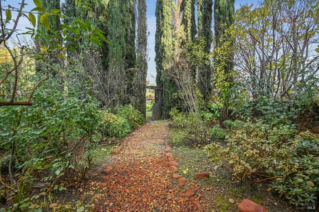 4188 Saint Helena Hwy, Calistoga, CA 94515