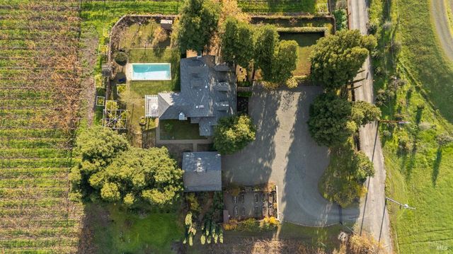 4188 Saint Helena Hwy, Calistoga, CA 94515