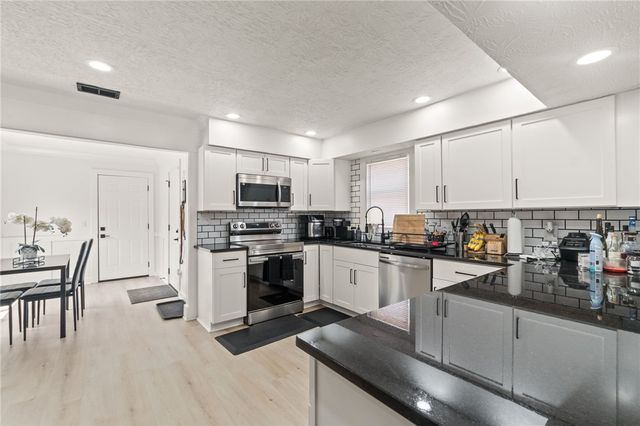 3303 Annabelle, Kettering, OH 45429