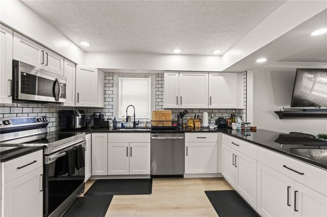 3303 Annabelle, Kettering, OH 45429