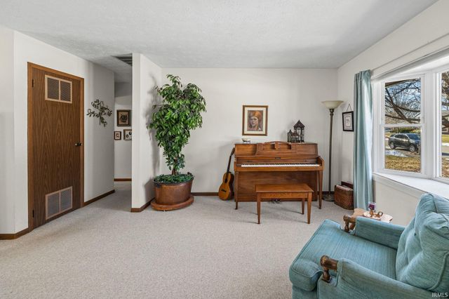 2712 Cambridge Street, West Lafayette, IN 47906