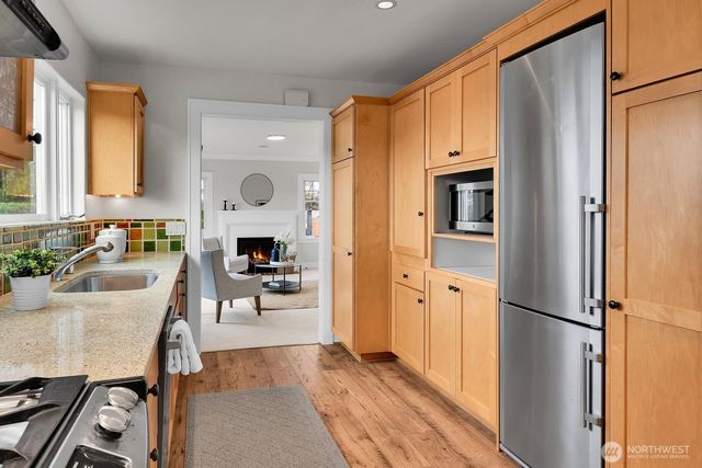 121 E Edgar Street, Seattle, WA 98102