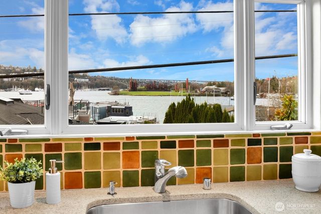 121 E Edgar Street, Seattle, WA 98102