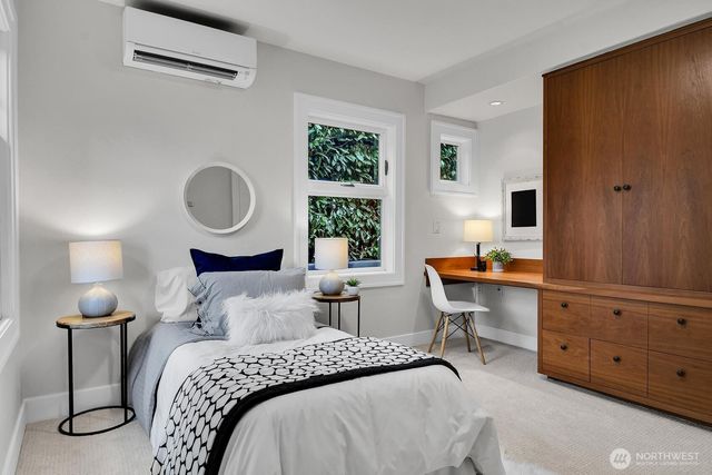 121 E Edgar Street, Seattle, WA 98102